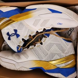 Curry 2 Gold Rings